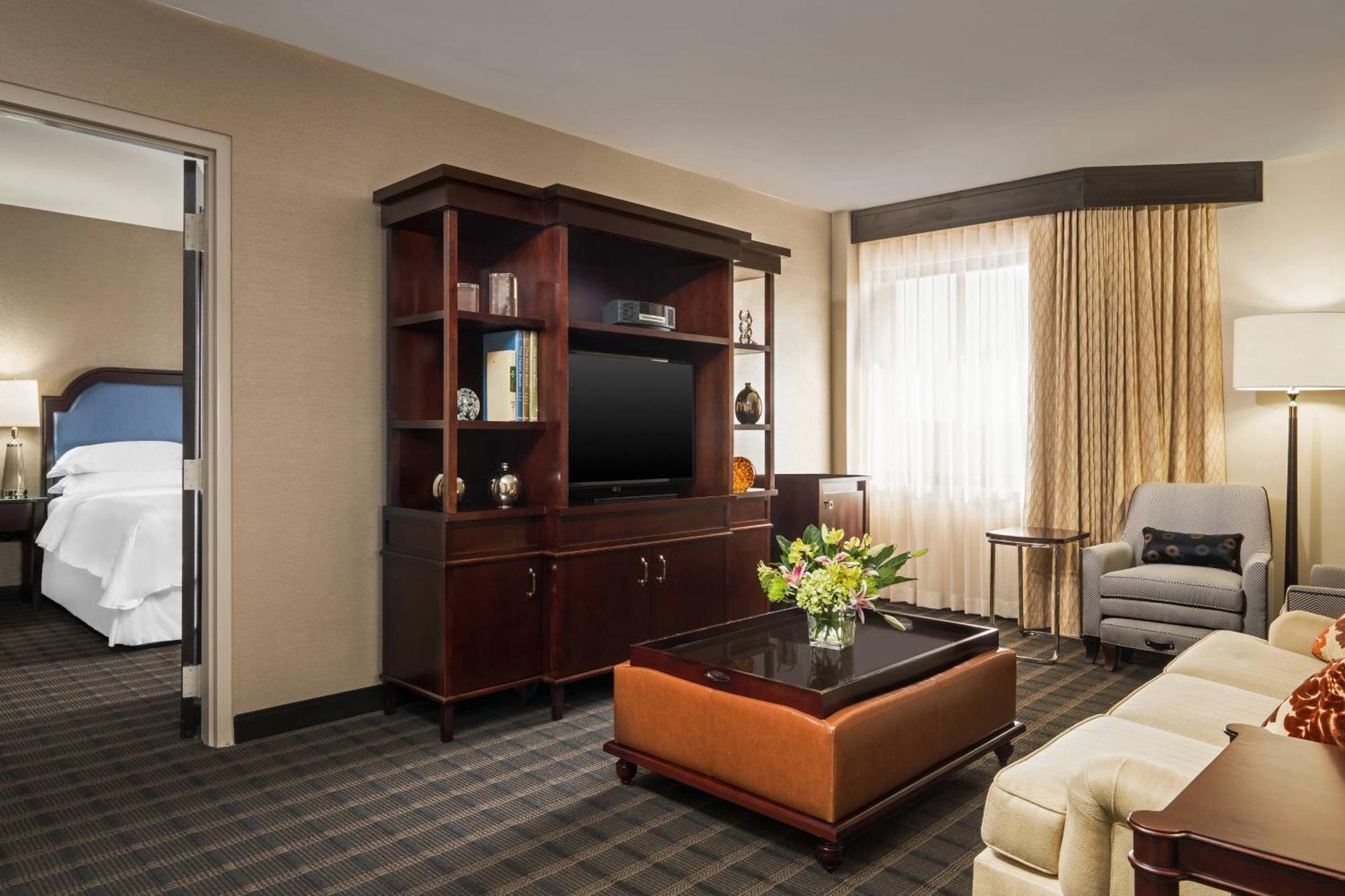 Sheraton Charlotte Airport Exterior foto