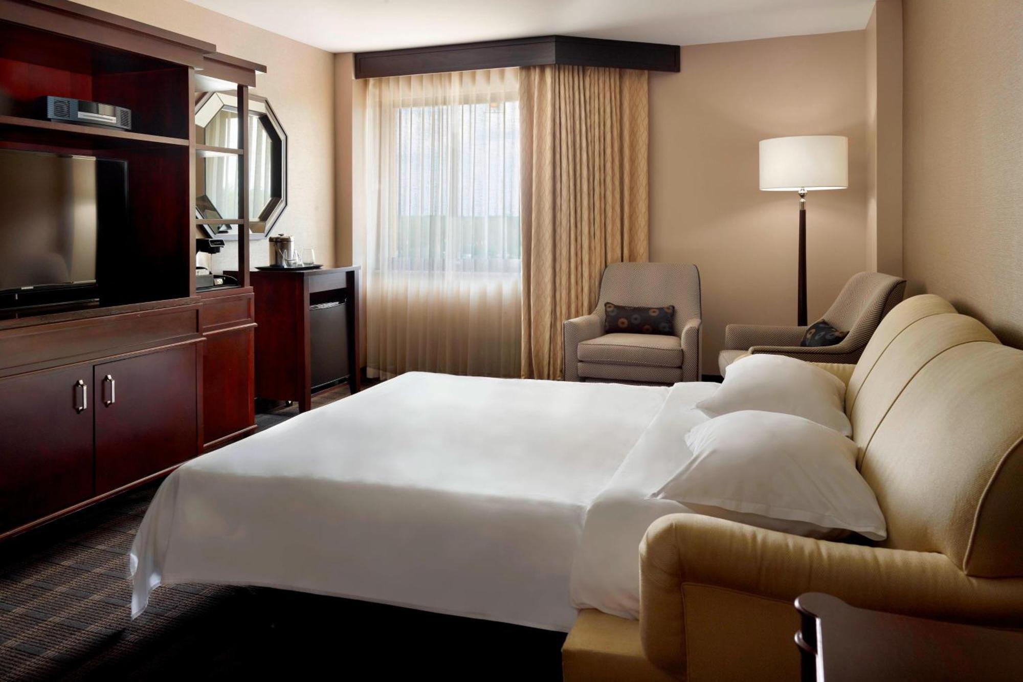Sheraton Charlotte Airport Exterior foto