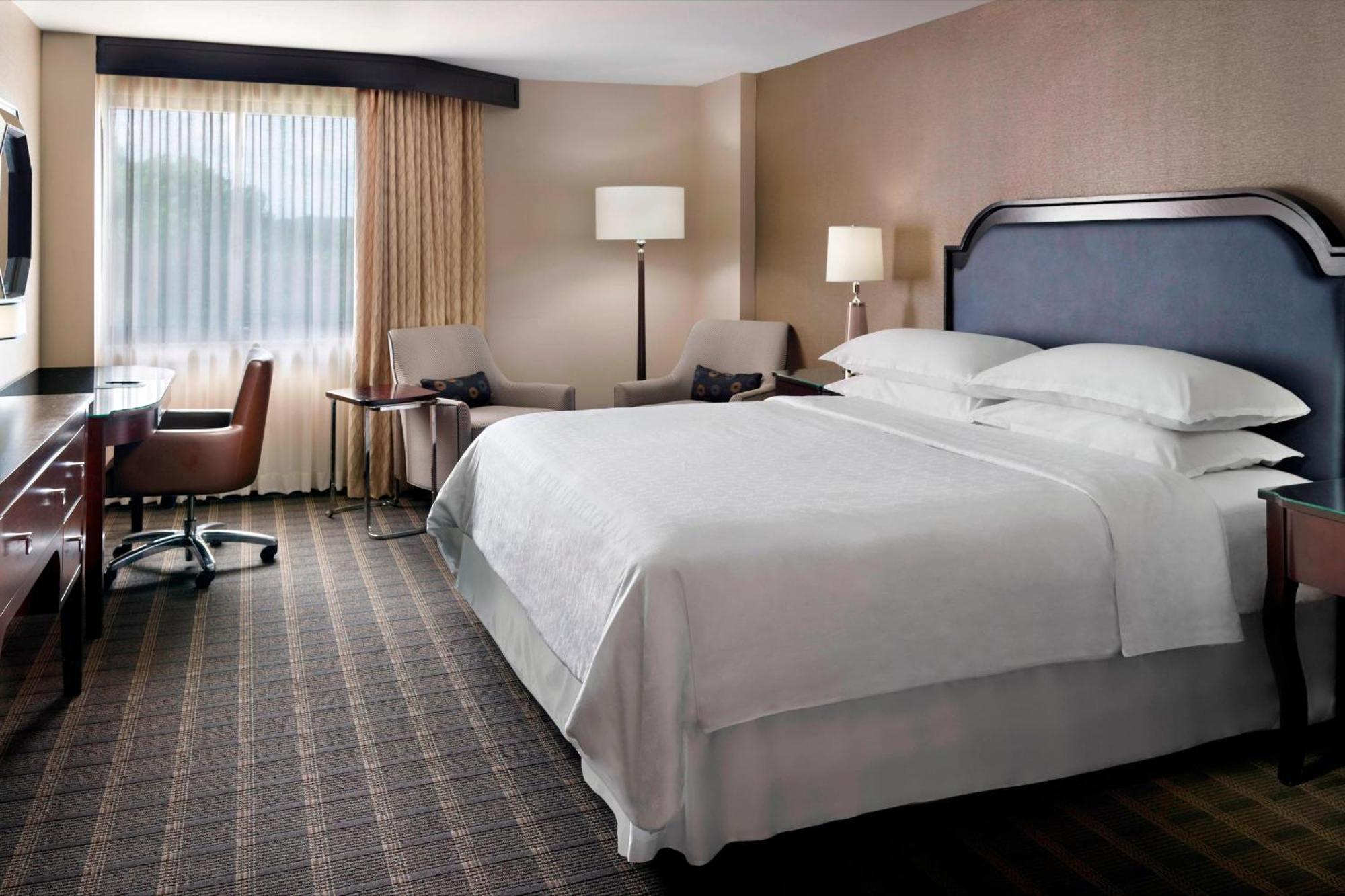 Sheraton Charlotte Airport Exterior foto