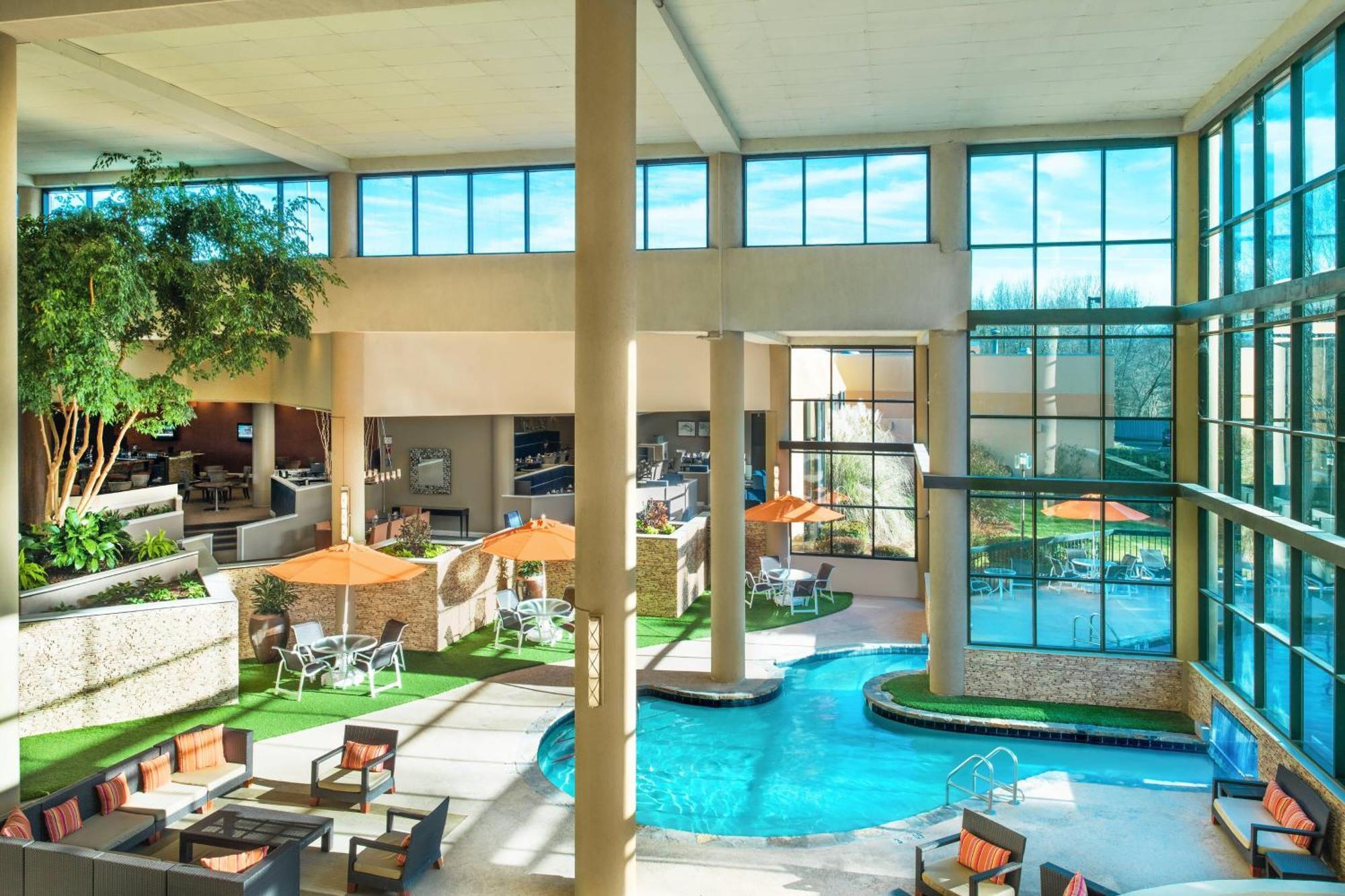 Sheraton Charlotte Airport Exterior foto