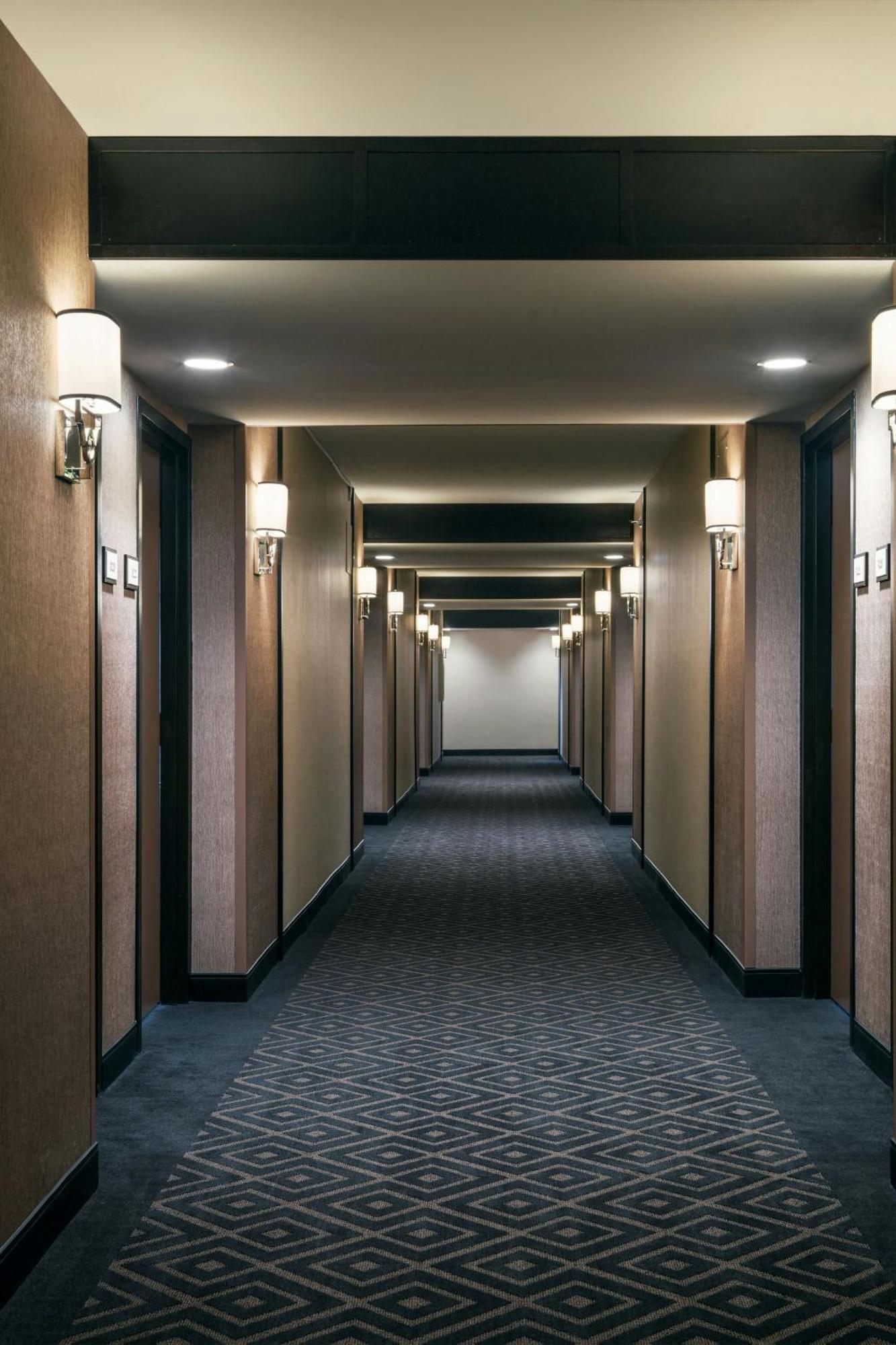 Sheraton Charlotte Airport Exterior foto